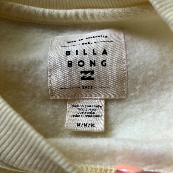 Yellow billabong sweatshirt never worn - Picture 4 of 4